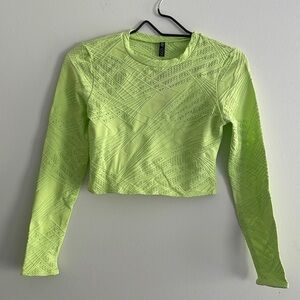 Onzie crop top size S/M - lime green